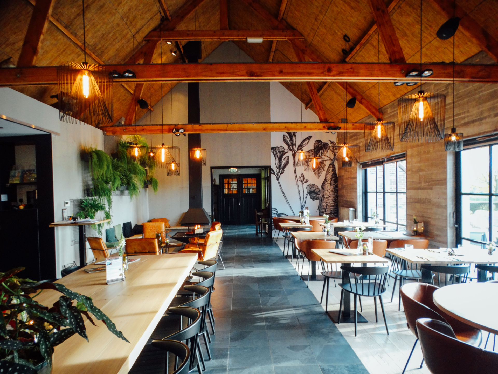 Restaurant De Baeckermat — ruimte, warmte en karakter